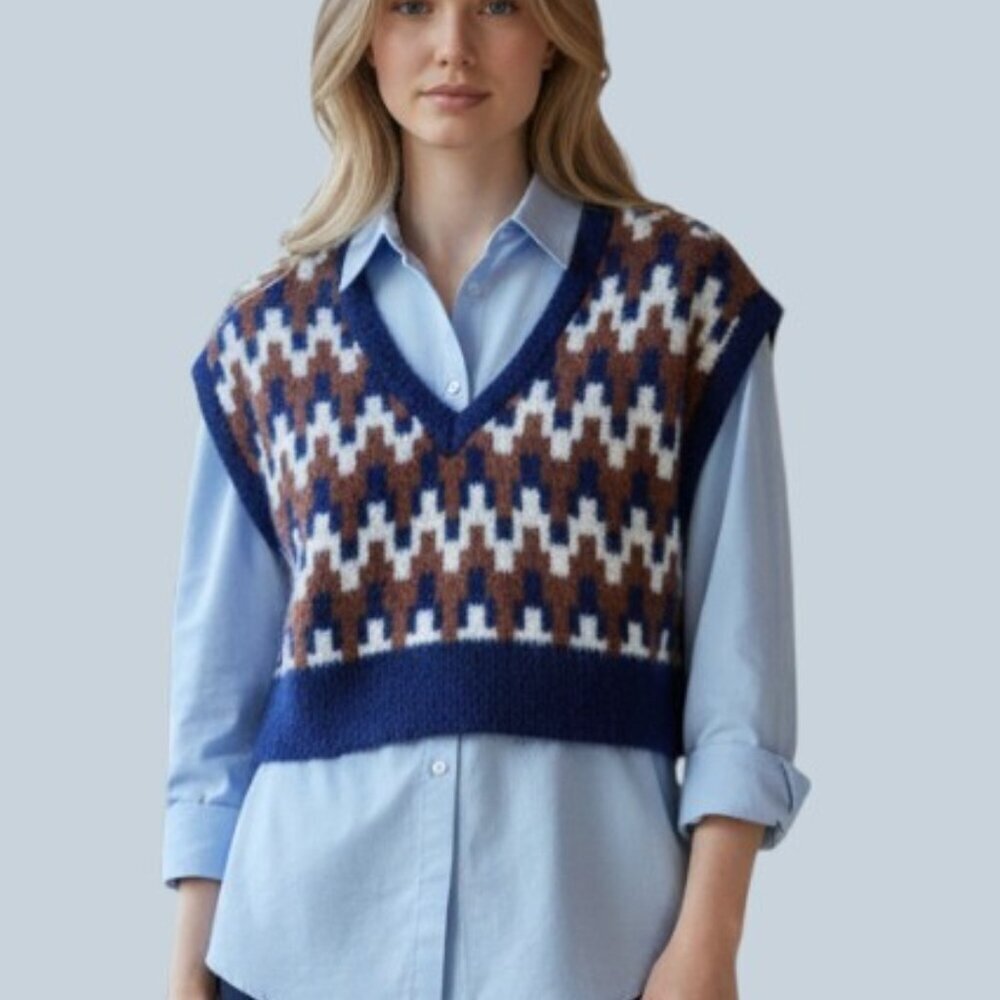 KENDALL + KYLIE Knitted Soft Fluffy Oversized V-Neck VEST Blue Brown White Med - Picture 2 of 10